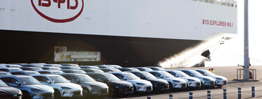 Los aranceles de Trump están arrastrando al caos a las marcas de coches, y el gran beneficiado no es EEUU; es China