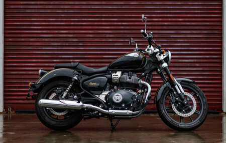 Royal Enfield Super Meteor 650 1 2022