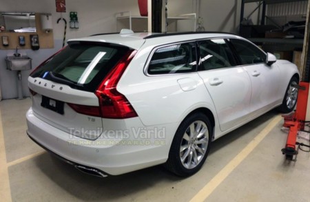 ¡Ya no es de miniatura! Así se ve el nuevo Volvo V90, cazado al natural