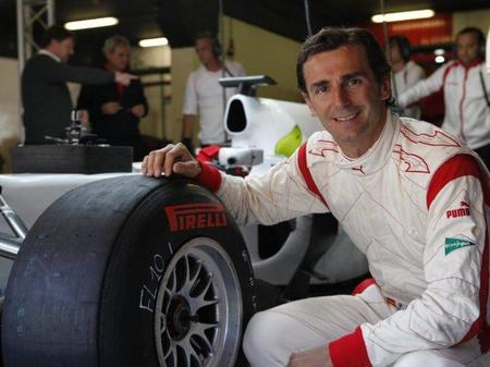 Pedro de la Rosa será piloto de HRT F1 Team en el 2012