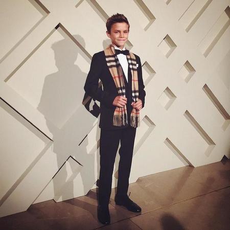 Romeo Beckham una estrella 'Desde Londres con amor'