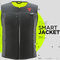 La Dainese Smart Jacket es un airbag para moto con tecnología de MotoGP y un precio de 599,95 euros