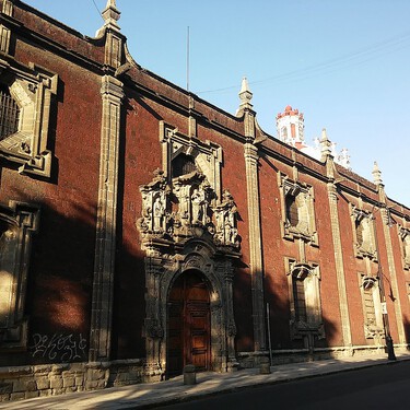 Este es el colegio de la CDMX con más de 200 años donde puedes aprender a preparar postres deliciosos: costos y cómo llegar