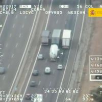 La DGT pone bajo lupa camiones y autobuses en su nueva campaña de vigilancia para evitar imágenes como esta