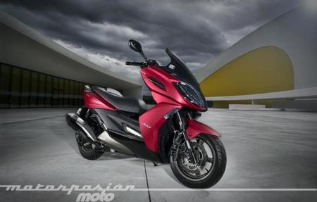 Kymco K-XCT 125i/300i