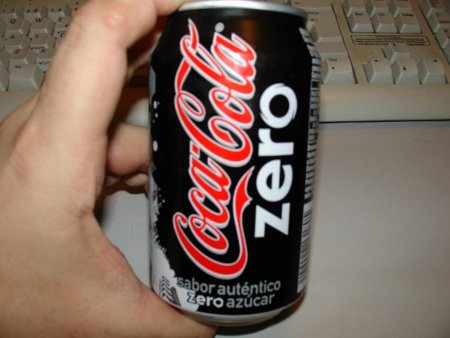Beber refrescos sin azúcar tampoco es recomendable a diario