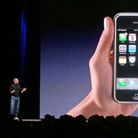 El método que usó Steve Jobs para crear el iPhone se basó en una regla muy sencilla