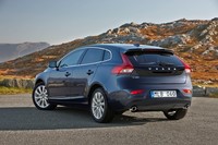 Volvo V40 D4 Drive-E, 190 CV y 3,3 l/100 km
