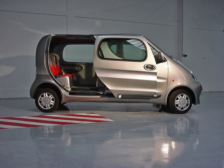 Tata Mini Cat, este sí que se mueve solo con aire