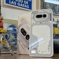 Nothing Phone (4a), análisis: la fórmula del diseño transparente, ahora mejor en todos los aspectos