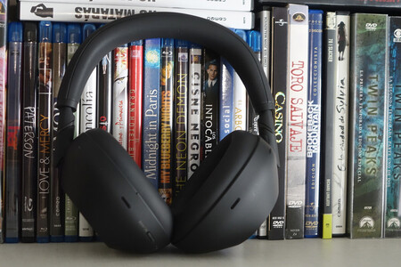 Sony WH-1000XM6 | Imagen: Xataka