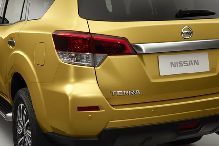 Nissan Terra 2019 3