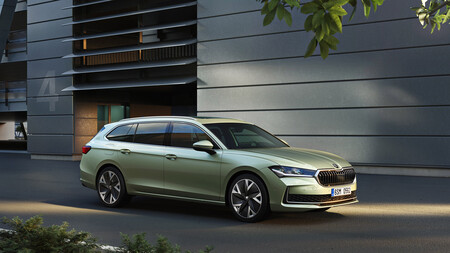 Skoda Superb 2024 1