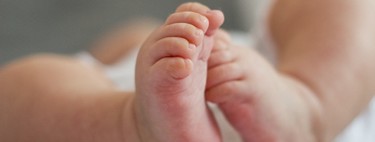 Condenan a dos años de cárcel a un padre por zarandear a su bebé y causarle parálisis cerebral