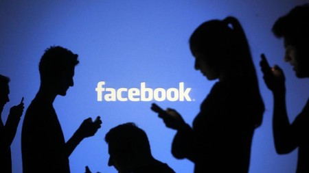Facebook patenta un algoritmo capaz de decir cuánto dinero tienes a través de las fotografías que subes