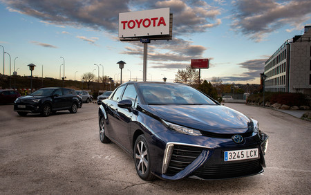 Primer Toyota Mirai de hidrógeno matriculado en España