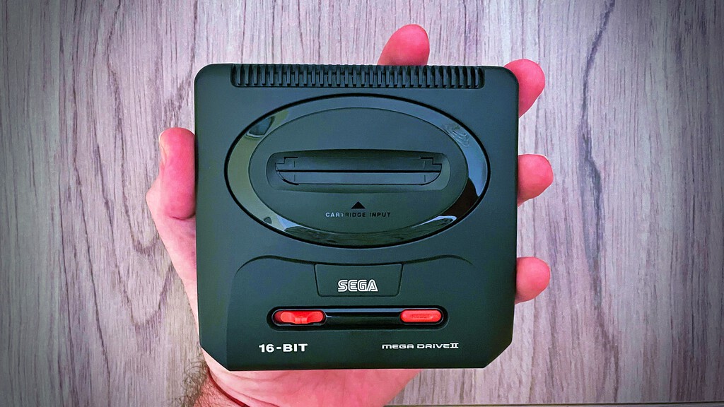 Análisis de Mega Drive Mini 2: la nueva mini-consola de SEGA se niega a que la tengas encerrada en una vitrina Análisis de Mega Drive Mini 2: la nueva mini-consola de SEGA se niega a que la tengas encerrada en una vitrina