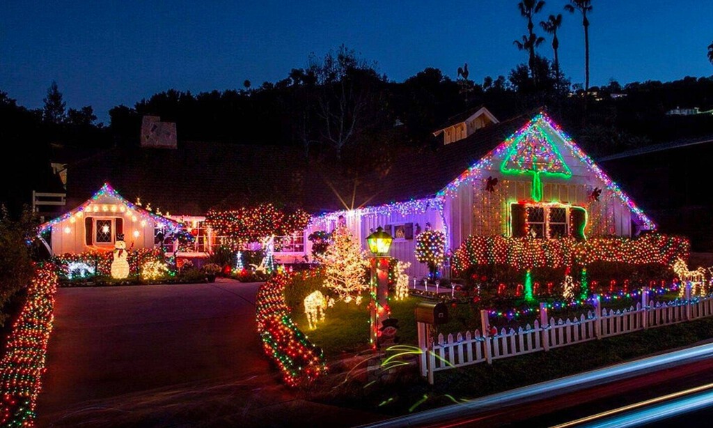 Si aún no decoraste tu casa, estas luces de Navidad solares son las más comentadas en Amazon, con más de 10 mil valoraciones 