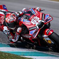 Cuatro pilotos de MotoGP todavía no tienen homologados sus cascos a dos semanas de empezar. La culpa la tiene el último cambio de normas de la FIM