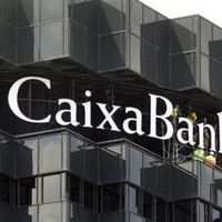 Caixabank aprovechó la sangría del Popular y se llevó gran parte de sus depósitos