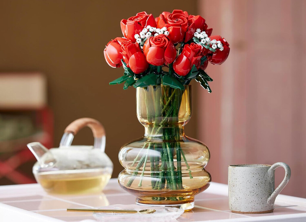 Enamorar en San Valentín con LEGO: estas flores durarán para siempre y además están de oferta para regalar 