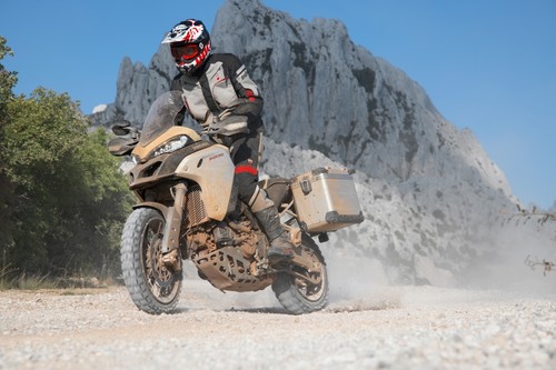 Ducati Multistrada 1260 Enduro: 158 CV, 128 Nm y una electrónica aún mejor para llegar al fin del mundo