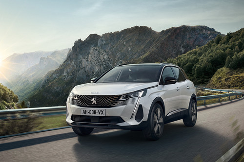 El Peugeot 3008 2021 se renueva con un rostro más extrovertido y motores para todos los gustos
