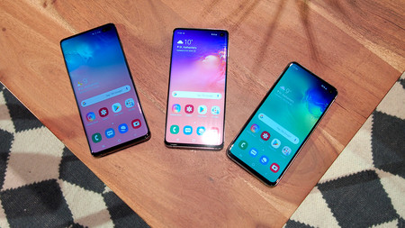 Samsung Galaxy℗ S10 Familia 02
