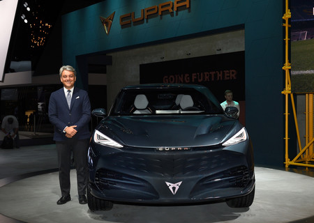 Luca De Meo Presents The Cupra Tavascan Electric Concept At The Volkswagen Group Night Low