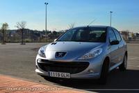 Fe de errores: el Peugeot 206+ no se va todavía
