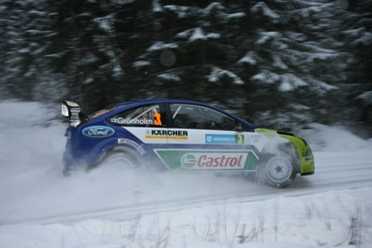Gronholm primero en Suecia tras la primera etapa