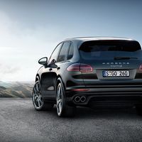 Porsche Cayenne S y Cayenne S Diesel Platinum Edition, nuevos paquetes de equipamiento con un precio "ajustado"