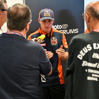 Un piloto probador avisa a MotoGP: "Los pilotos aún no son conscientes del cambio que se viene con los neumáticos Pirelli" 