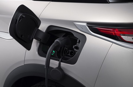 DS 3 Crossback E-Tense toma de carga