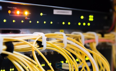 Prisión e inhabilitación para la gestión de webs y servidores al administrador de tucinecom.com y oranline.com