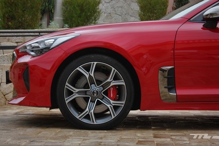 Kia Stinger 120