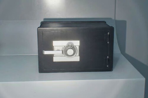 Todos los códigos de las cajas fuertes en Resident Evil Requiem