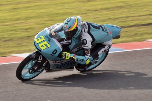 Dos de dos para Joan Mir, que gana en Argentina con una espectacular remontada