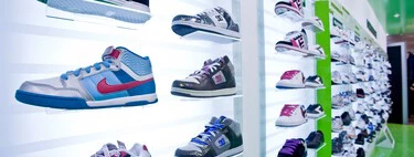 El Corte Inglés adelanta sus rebajas liquidando zapatillas Adidas Spezial, Nike Air Force 1 y más desde 27,99 euros 