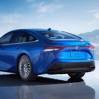 Este Toyota tiene 70% de descuento y encima te regalan 74 recargas de combustible, pero ni así querrías comprarlo
