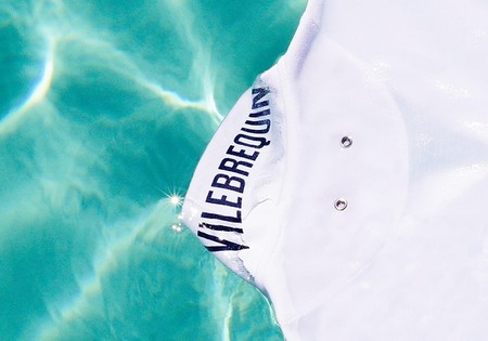 Un polo de la firma de los bañadores más exquisitos: Vilebrequin