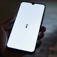 Xiaomi vuelve a adelantarse a Google: el nuevo control de brillo de Android 16 Canary que llevamos un año usando en HyperOS 2