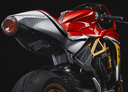 Mv Agusta Superveloce 800 Testagrande 002