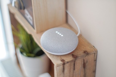 Así puedes gestionar el servicio de audio en streaming que usas en tu dispositivo con Google Assistant