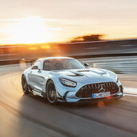 Siempre se nos van los mejores: después del Nissan GT-R, ya tampoco te puedes comprar el Mercedes-AMG GT