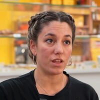 Lorena, dueña de una cafetería en España: "En un año hemos hecho 138.000 € y me queda en el banco un 8-9 %" 