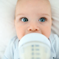 El restaurante vegano que prohíbe el consumo de leche artificial animal explica su filosofía públicamente 