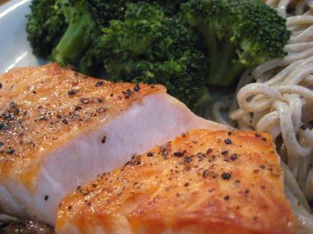 Beneficios del consumo de salmón durante el embarazo