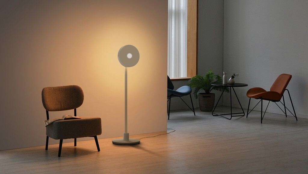 Combinar proyector, lámpara LED de colores y altavoz Bluetooth es la nueva idea de LG para conquistar nuestros salones 