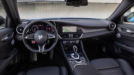 Alfa Romeo Giulia Quadrifoglio 3